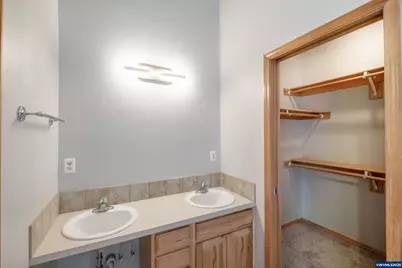 740 SE Alicia St, Sheridan, OR 97378 - Photo 38