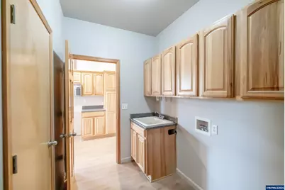 740 SE Alicia St, Sheridan, OR 97378 - Photo 24