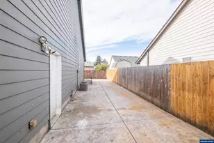 740 SE Alicia St, Sheridan, OR 97378 - Photo 40