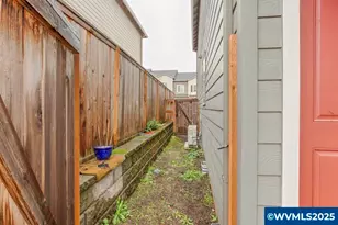 5727 Joynak St, Salem, OR 97306 - Photo 8