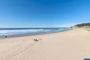 6225 NW Logan Rd, Lincoln City, OR 97367 - Photo 36