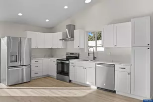 2191 Ames Creek Rd, Sweet Home, OR 97386 - Photo 20