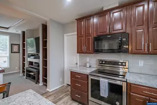 34821 Ede Rd, Lebanon, OR 97355 - Photo 16