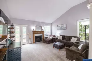 1221 Montgomery Pl NE, Albany, OR 97321 - Photo 6