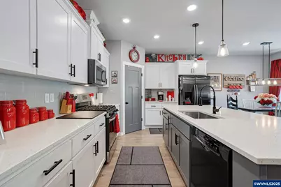 2091 35th Av, Forest Grove, OR 97116 - Photo 10