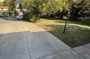 192 SE Atwood Ave, Corvallis, OR 97333 - Photo 2