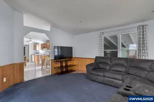 1015 Oak St, Silverton, OR 97381 - Photo 10