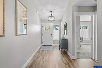 518 Sarah Renee Av SE, Salem, OR 97306 - Photo 4