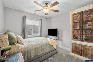 518 Sarah Renee Ave SE, Salem, OR 97306 - Photo 22