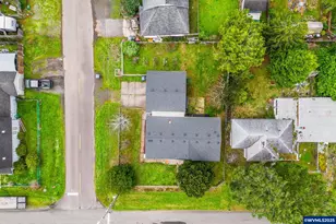 620 N Bay St, Waldport, OR 97394 - Photo 26