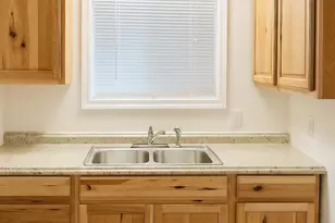 166 NE 8th St, Newport, OR 97365 - Photo 20