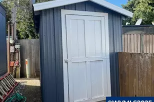 16901 SE Division St, Portland, OR 97236 - Photo 18