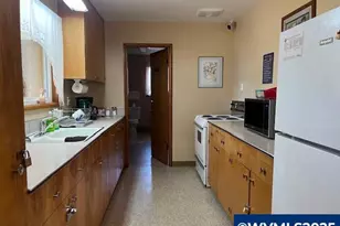 16901 SE Division St, Portland, OR 97236 - Photo 20