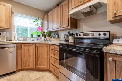 610 Vaughan (#11) Ln, Lebanon, OR 97355 - Photo 10