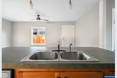 1228 47th Av, Sweet Home, OR 97386 - Photo 10