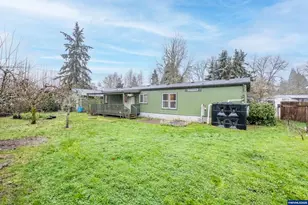 413 SW Butterfield Pl, Corvallis, OR 97333 - Photo 2