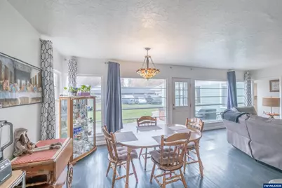 91 W Mary St, Lebanon, OR 97355 - Photo 14