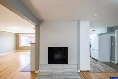 135 S 21st St, Philomath, OR 97370 - Photo 8