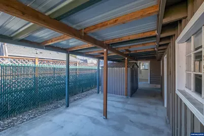 135 S 21st St, Philomath, OR 97370 - Photo 42