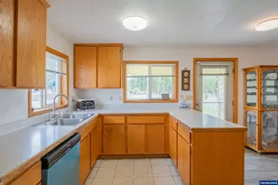 11844 Belden Dr SE, Aumsville, OR 97325 - Photo 12