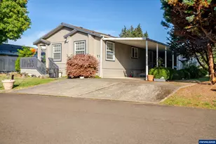 38129 Weirich Dr, Lebanon, OR 97355 - Photo 2