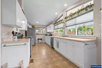 1199 N Terry #169 St, Eugene, OR 97402 - Photo 20