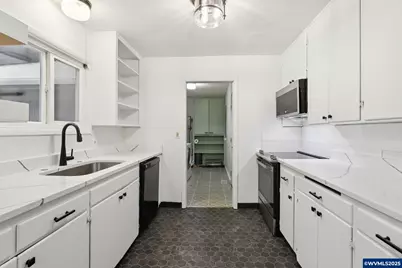 3517 Peck Av SE, Salem, OR 97302 - Photo 10