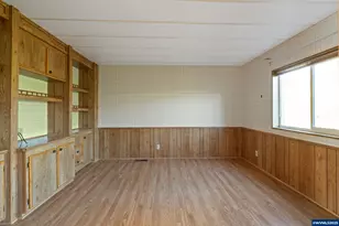 300 SE Lacreole Dr, Dallas, OR 97338 - Photo 18