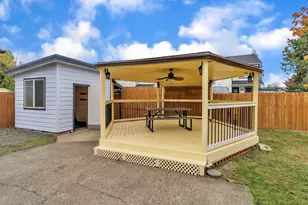 831 W Oak St, Lebanon, OR 97355 - Photo 32