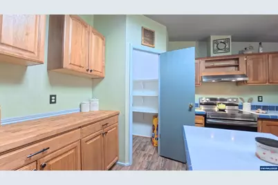 34125 E Lacomb Rd, Lebanon, OR 97355 - Photo 18