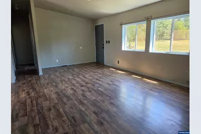 34125 E Lacomb Rd, Lebanon, OR 97355 - Photo 10