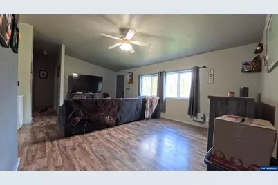 34125 E Lacomb Rd, Lebanon, OR 97355 - Photo 8