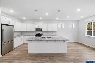 2618 NW Shadden Dr, McMinnville, OR 97128 - Photo 4