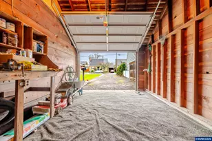 1229 SW Washington St, Albany, OR 97321 - Photo 26