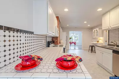 1229 SW Washington St, Albany, OR 97321 - Photo 20