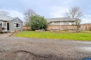 1229 SW Washington St, Albany, OR 97321 - Photo 28
