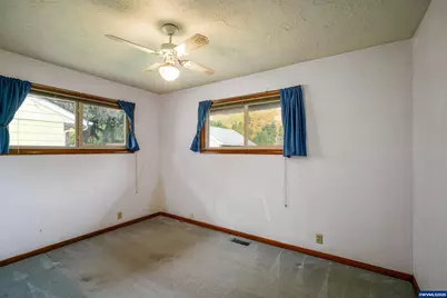 2470 Alameda St NE, Salem, OR 97301 - Photo 20
