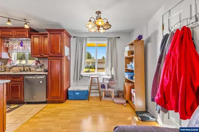 1377 Krysti Ct NE, Keizer, OR 97303 - Photo 10