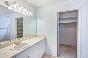 1055 Tukwila Dr, Woodburn, OR 97071 - Photo 16