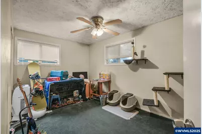 664 Thompson Av NE, Salem, OR 97301 - Photo 12