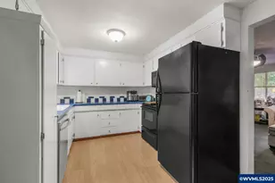 664 Thompson Ave NE, Salem, OR 97301 - Photo 8