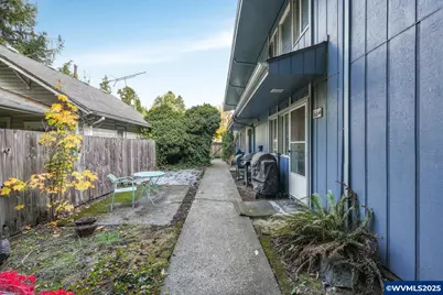 664 Thompson Av NE, Salem, OR 97301 - Photo 14