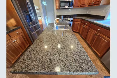 2354 Bluebell Av SE, Salem, OR 97306 - Photo 18