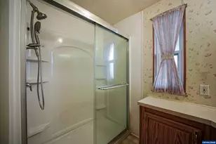 5525 43rd Way NE, Salem, OR 97305 - Photo 24