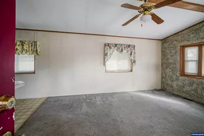 5525 43rd Wy NE, Salem, OR 97305 - Photo 10
