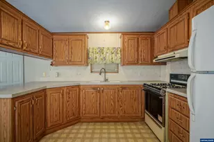 5525 43rd Way NE, Salem, OR 97305 - Photo 18