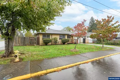 2310 Mountain View Dr, Salem, OR 97302 - Photo 2