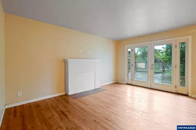 2310 Mountain View Dr, Salem, OR 97302 - Photo 8