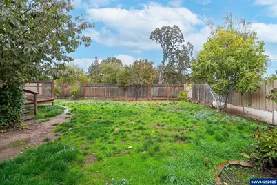 2310 Mountain View Dr, Salem, OR 97302 - Photo 40