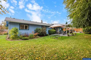 246 NW Lalack Pl, Dallas, OR 97338 - Photo 22